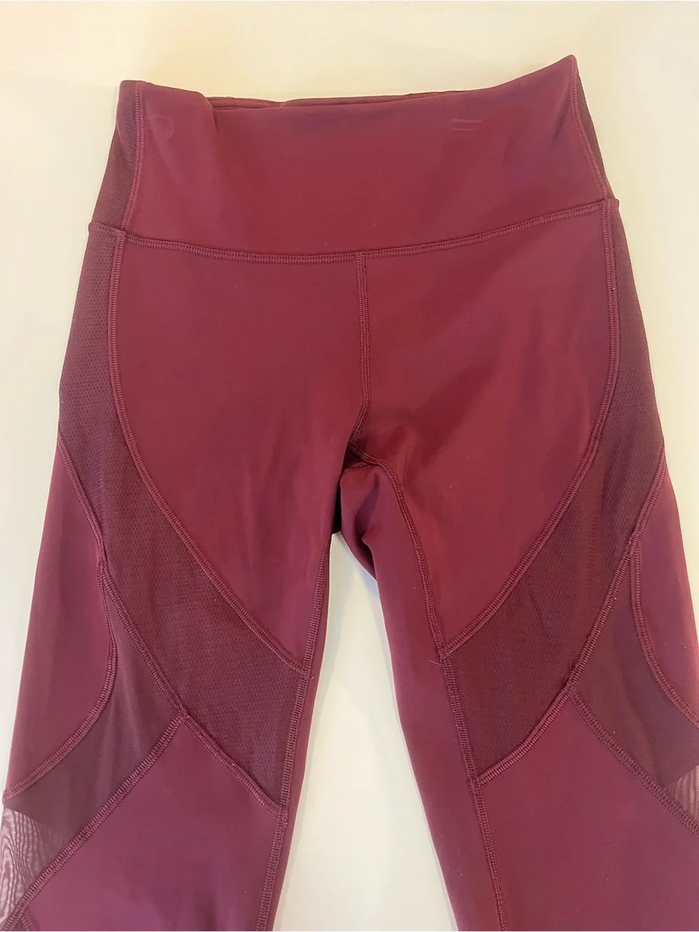 Lululemon Wunder Under High-Rise Tight 28” Mesh Garnet Burgundy Leggings Size 6